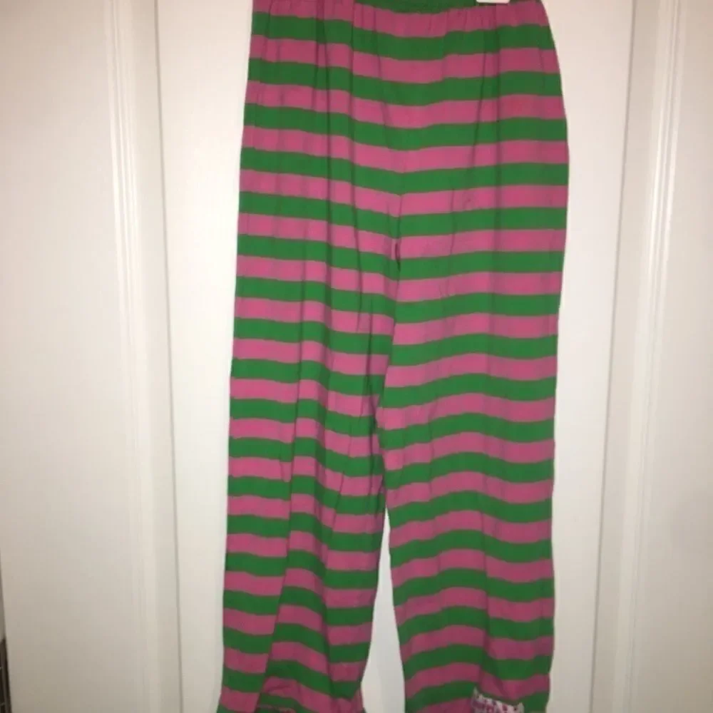 Ruffle girl outfit size 14 pants and top green